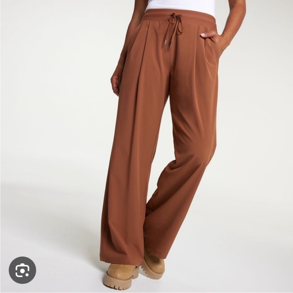 Calia Truelight Pleated Wide Leg Pants